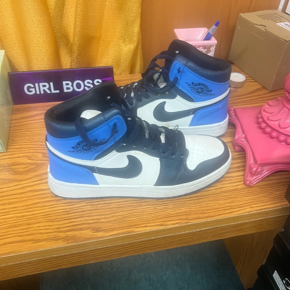 Nike Air Jordan Retro High in Blue and Black
